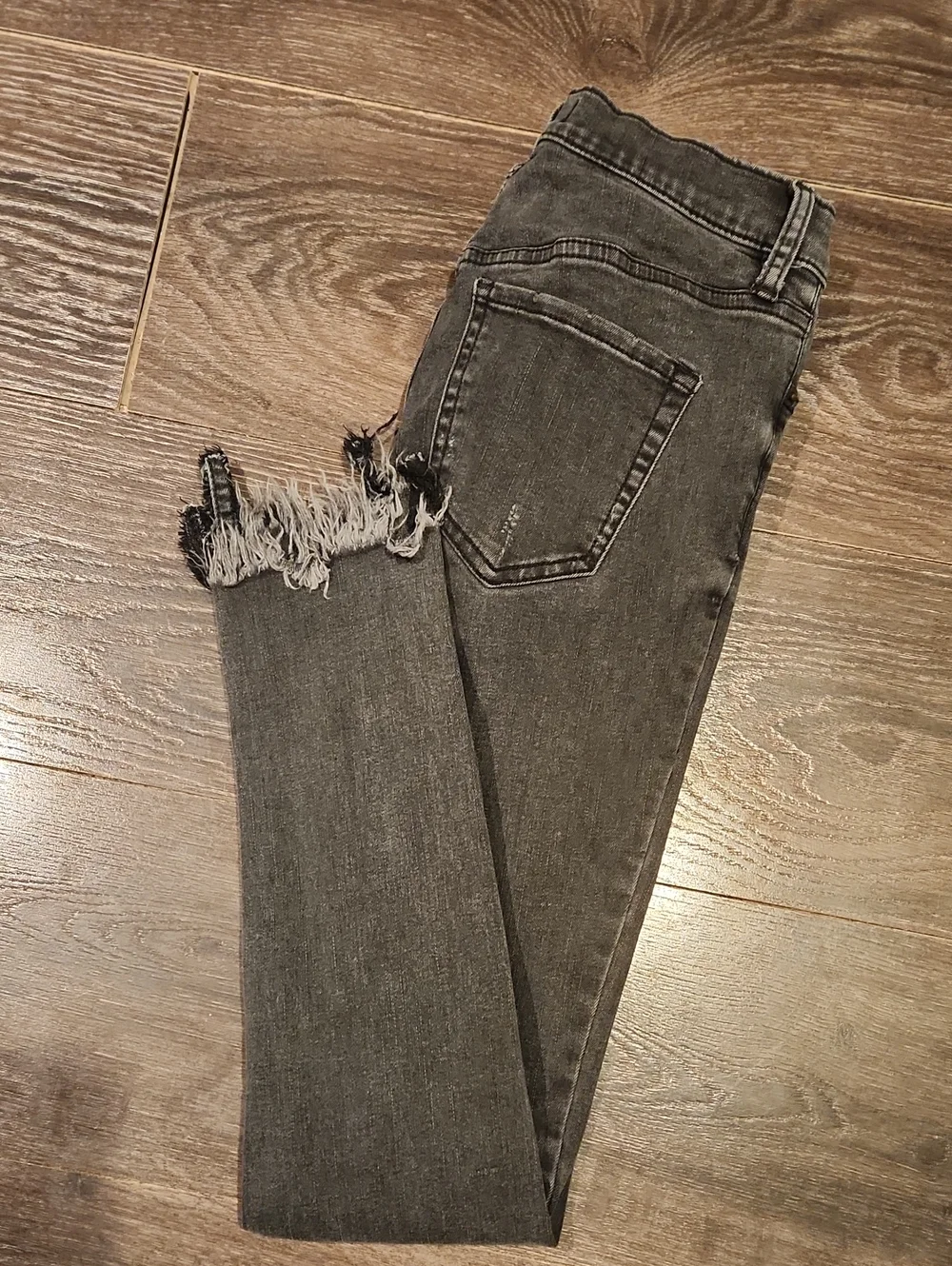 ❤ FREE PEOPLE GREAT HEIGHTS DISTRESSED SKINNY FRINGE HEM JEANS, 0 (25)